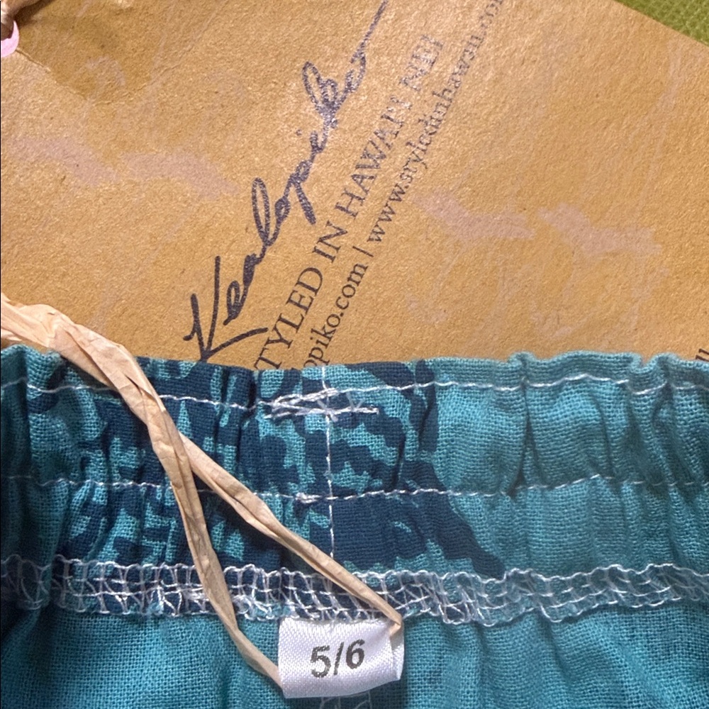 NWT Kealopiko Boy’s Boardies - Picture 4 of 4